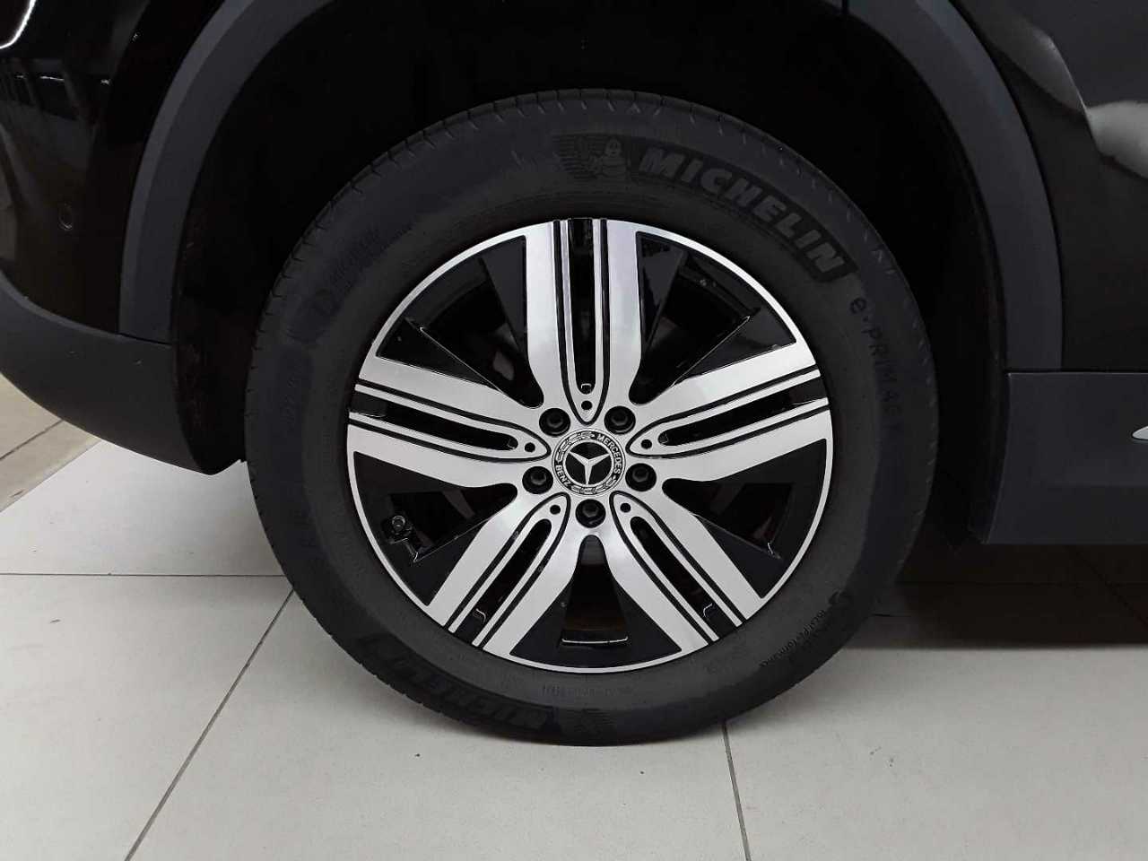 Mercedes-Benz EQA 250 19