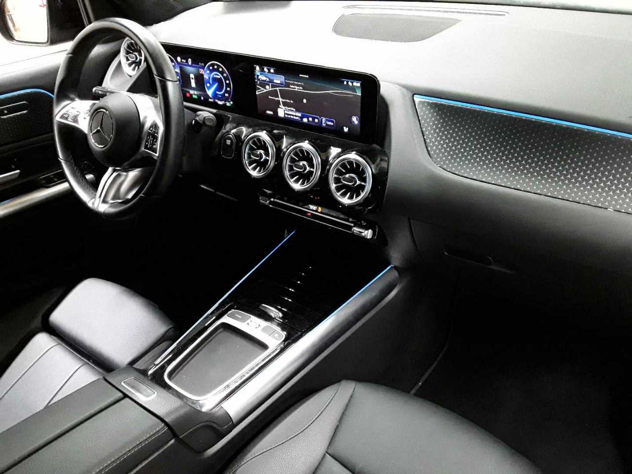 Mercedes-Benz EQA 250 9