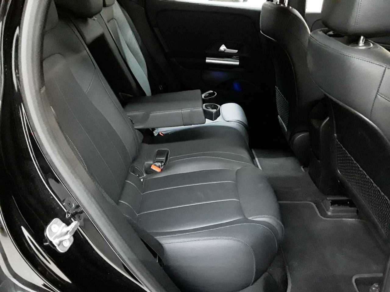Mercedes-Benz EQA 250 14