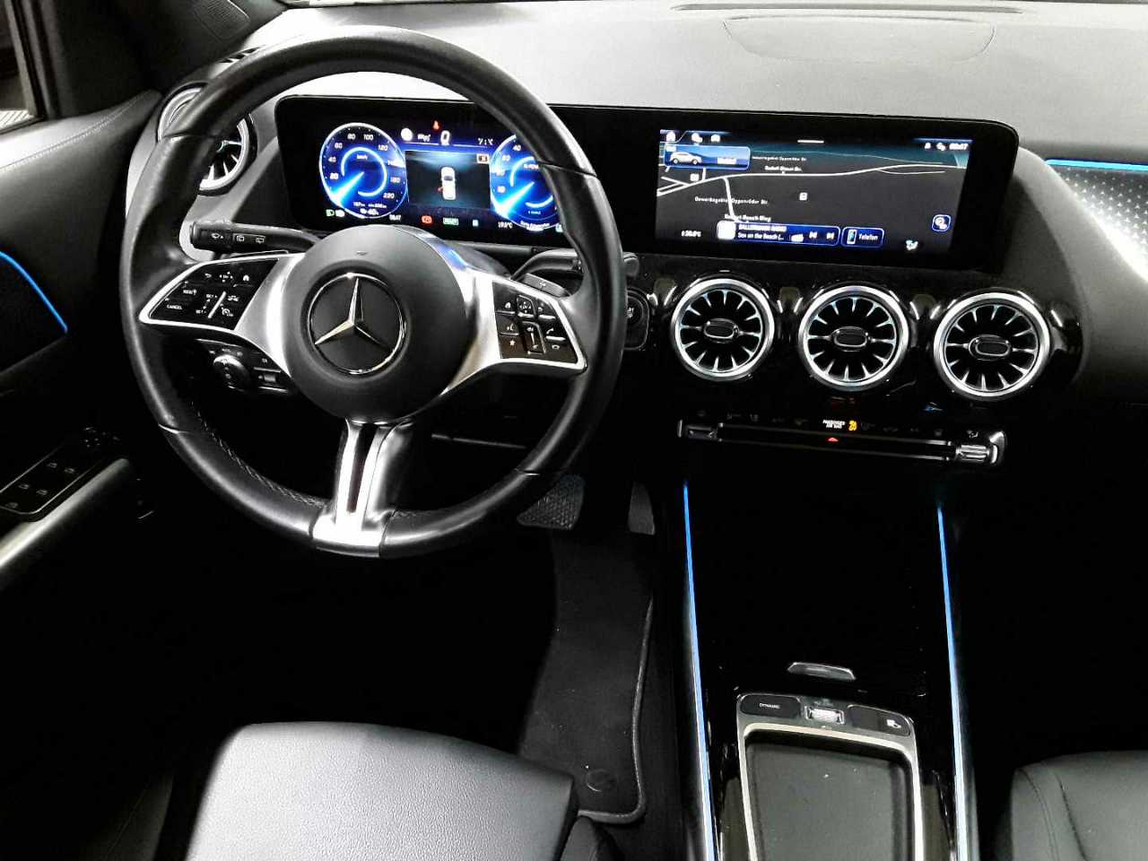 Mercedes-Benz EQA 250 10