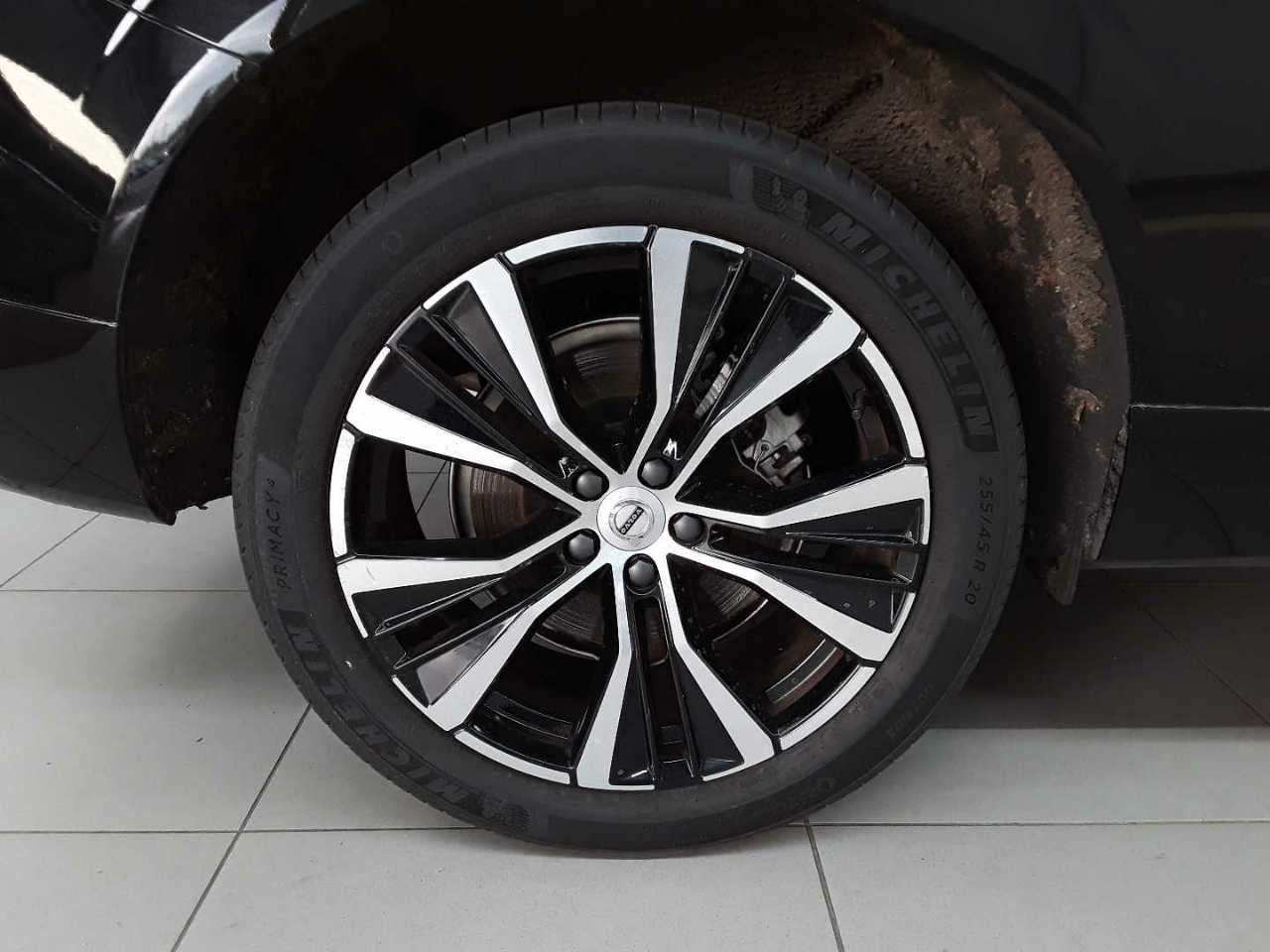 Volvo XC60 B4 B Core 19
