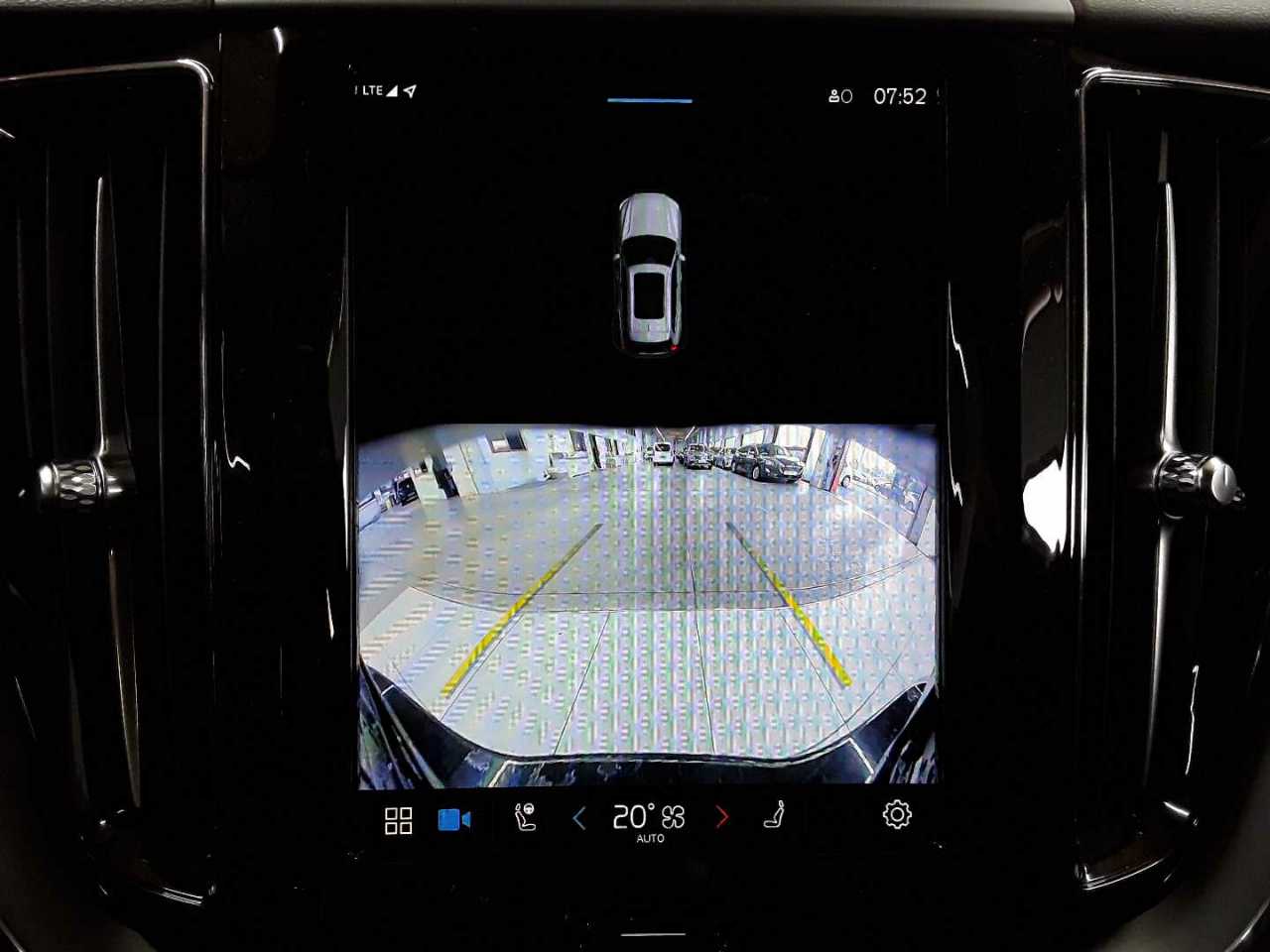 Volvo XC60 B4 B Core 17