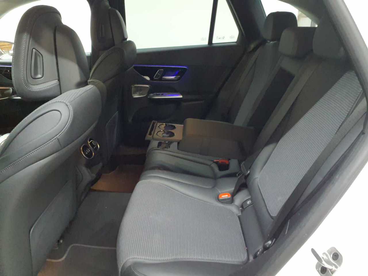 Mercedes-Benz GLC 220 d 4Matic 9G-TRONIC Avantgarde Advanced 14