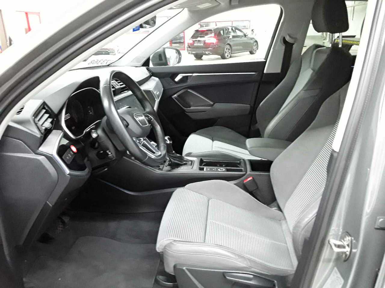 Audi Q3 40 TFSI quattro S tronic S line 7