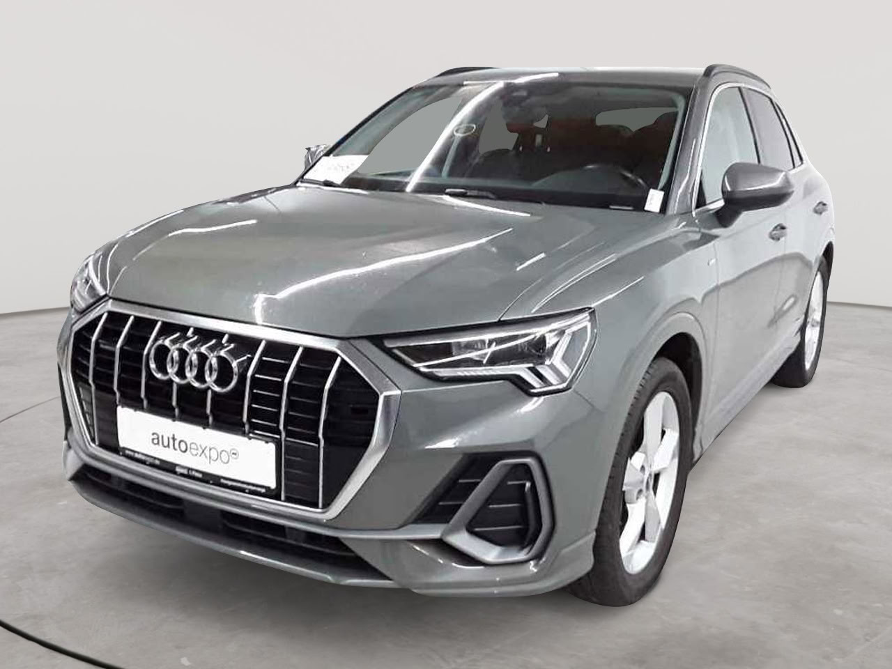 Audi Q3 40 TFSI quattro S tronic S line 2