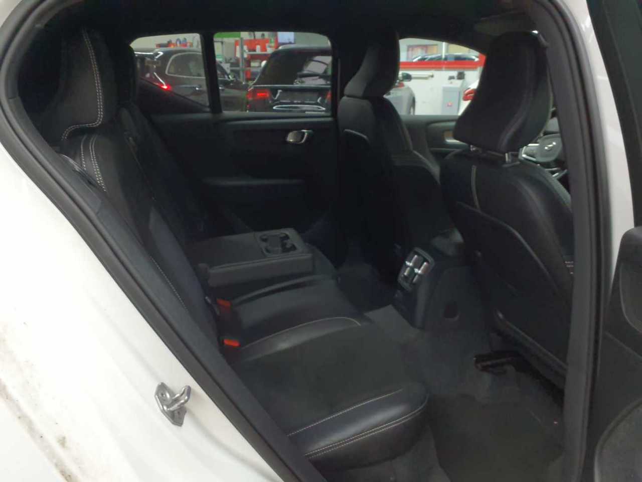 Volvo XC40 T4 Recharge DKG RDesign 14