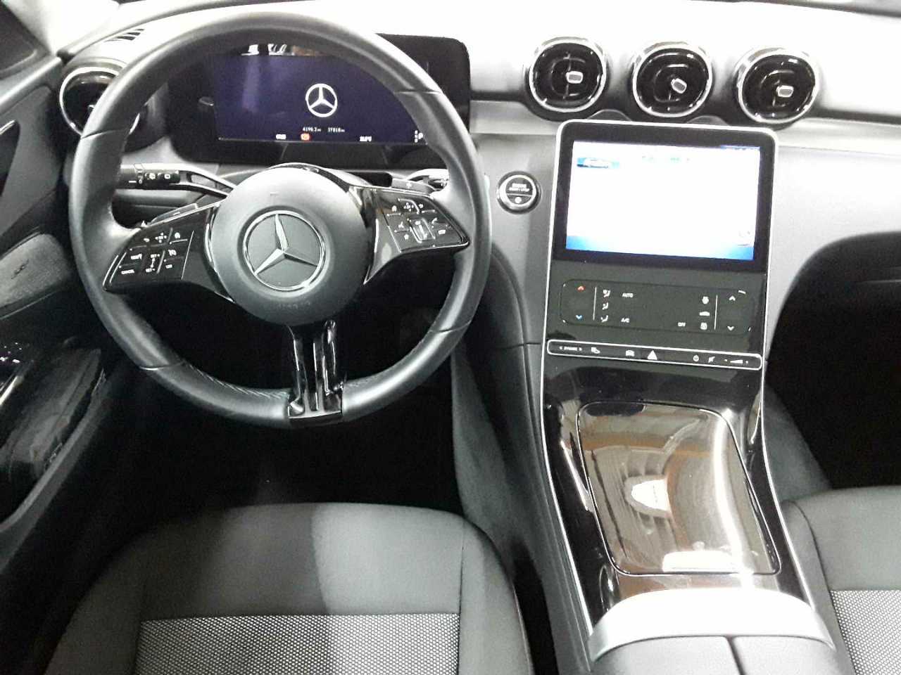 Mercedes-Benz C 200 d T 9G-TRONIC 10