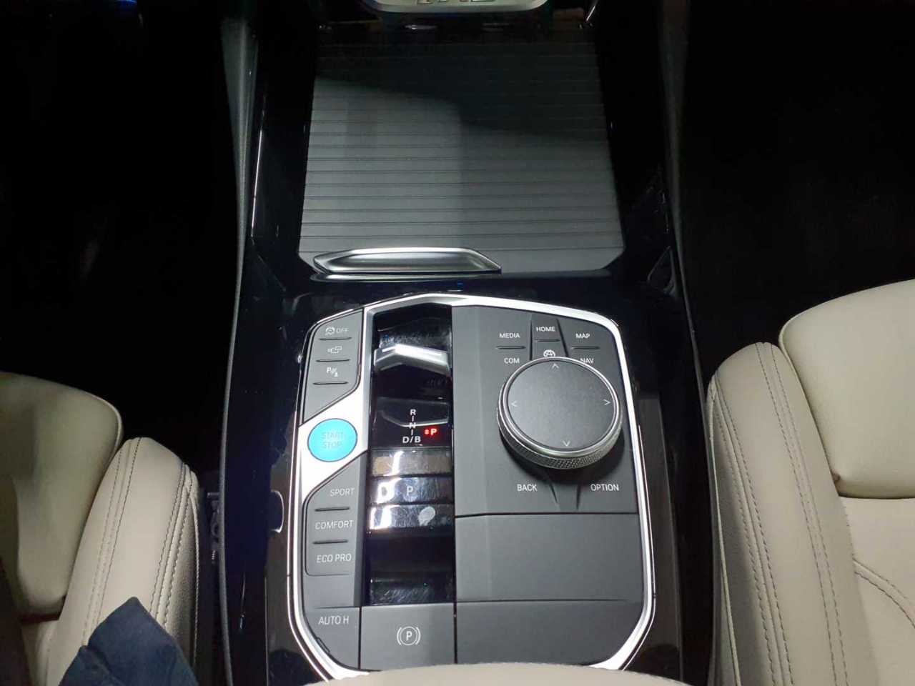 BMW iX3 Impressive 10