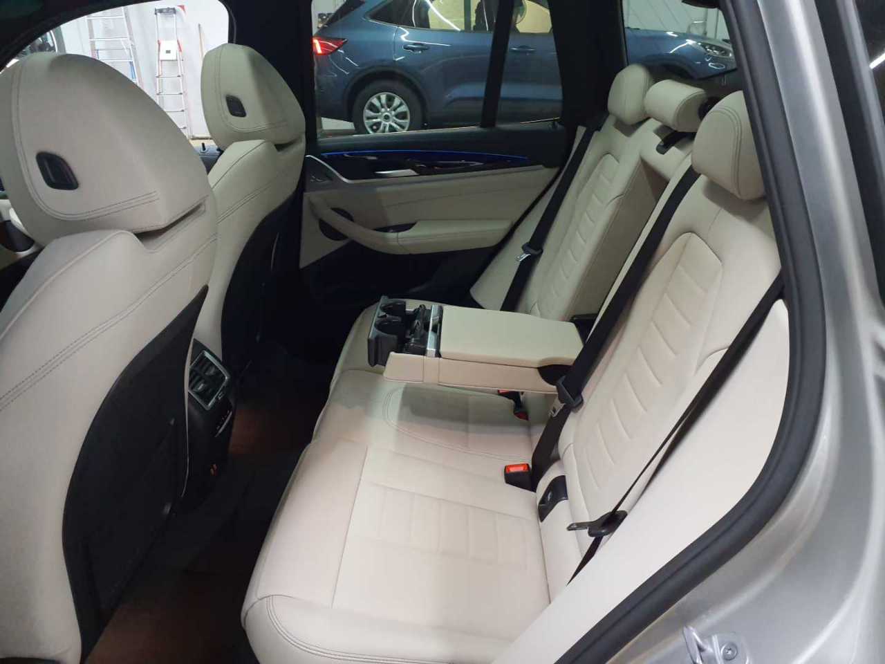 BMW iX3 Impressive 14