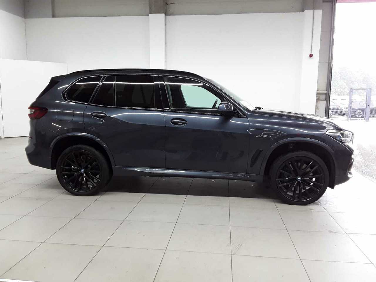 Bmw X5 xDrive45e 10