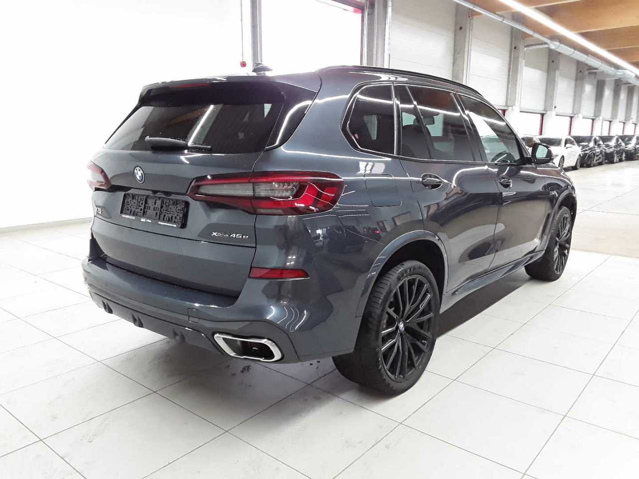 Bmw X5 xDrive45e 11
