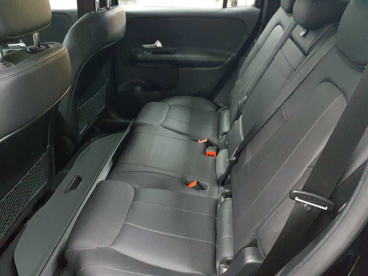 Mercedes-Benz GLB 220 d 4Matic 8G-DCT Style 13