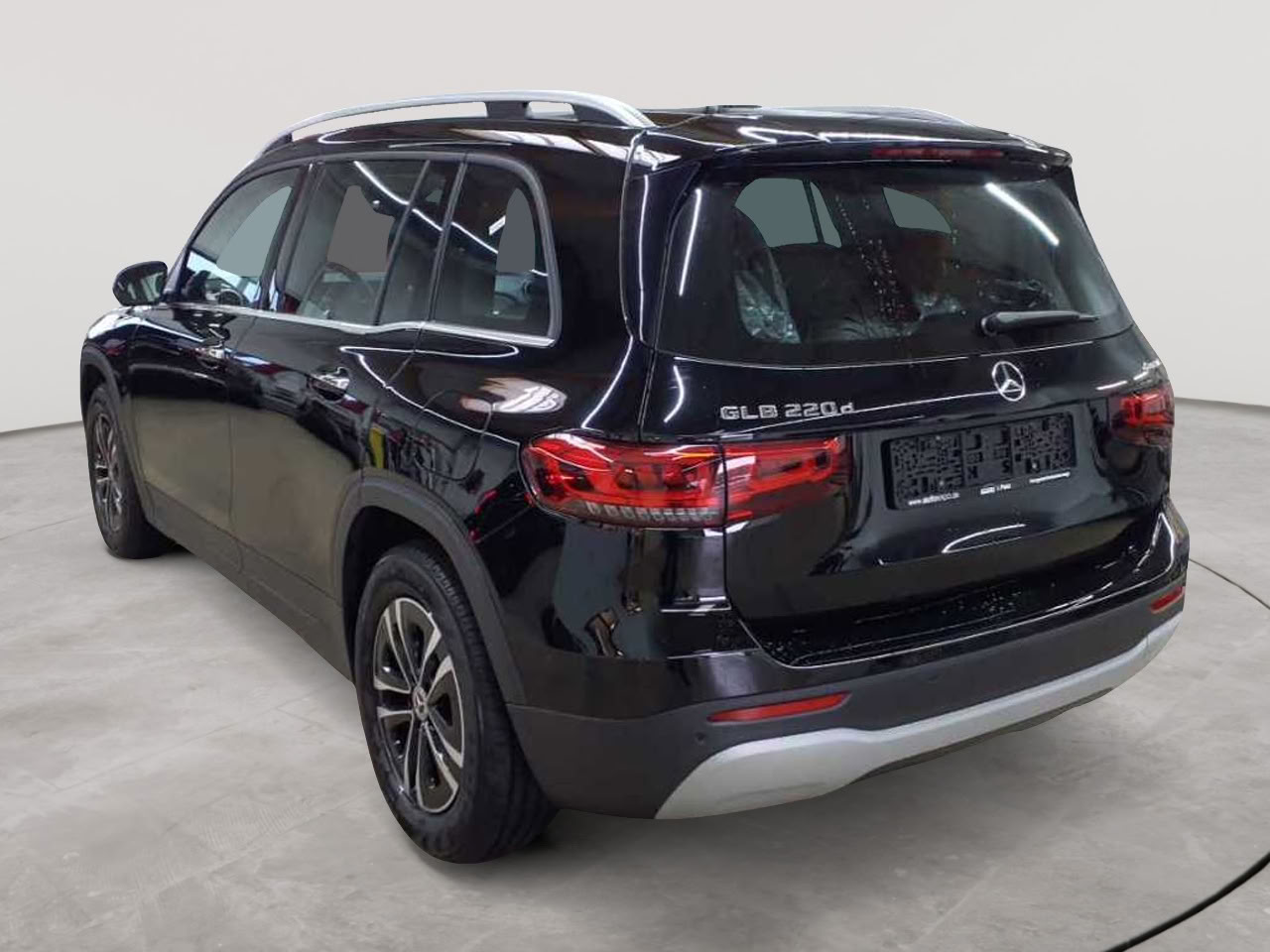 Mercedes-Benz GLB 220 d 4Matic 8G-DCT Style 5
