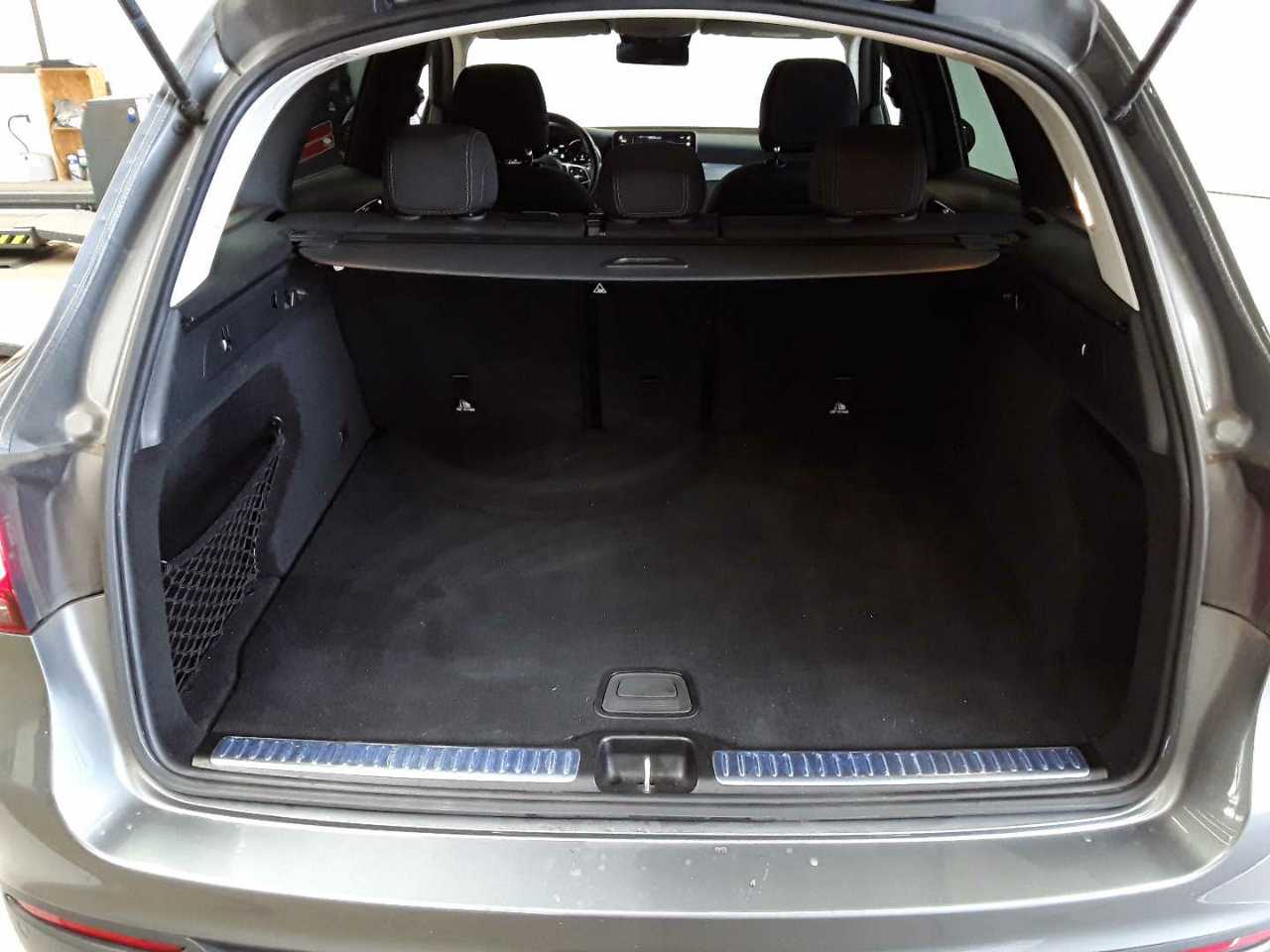 Mercedes-Benz GLC 220 d 4Matic 9G-TRONIC 15