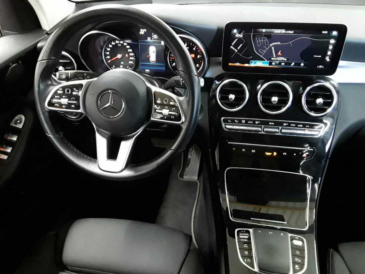 Mercedes-Benz GLC 220 d 4Matic 9G-TRONIC 10