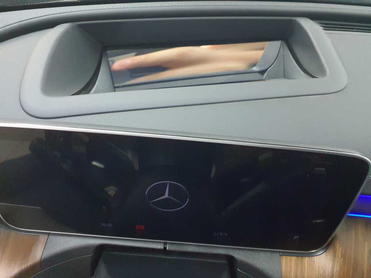 Mercedes-Benz C 300 e T 9G-TRONIC AMG Line Advanced 19