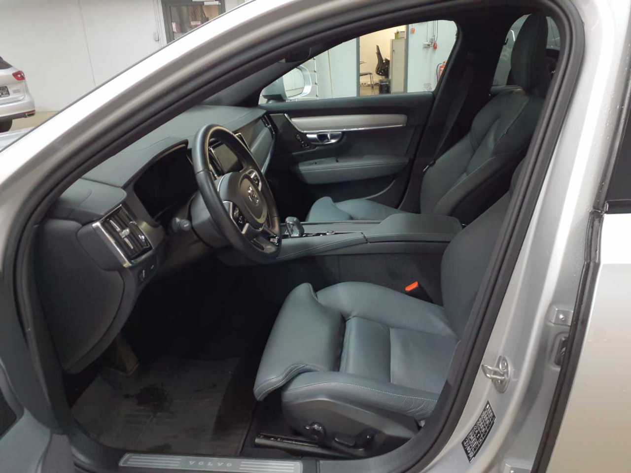 Volvo V90 Cross Country B4 D AWD Geartronic Pro 7