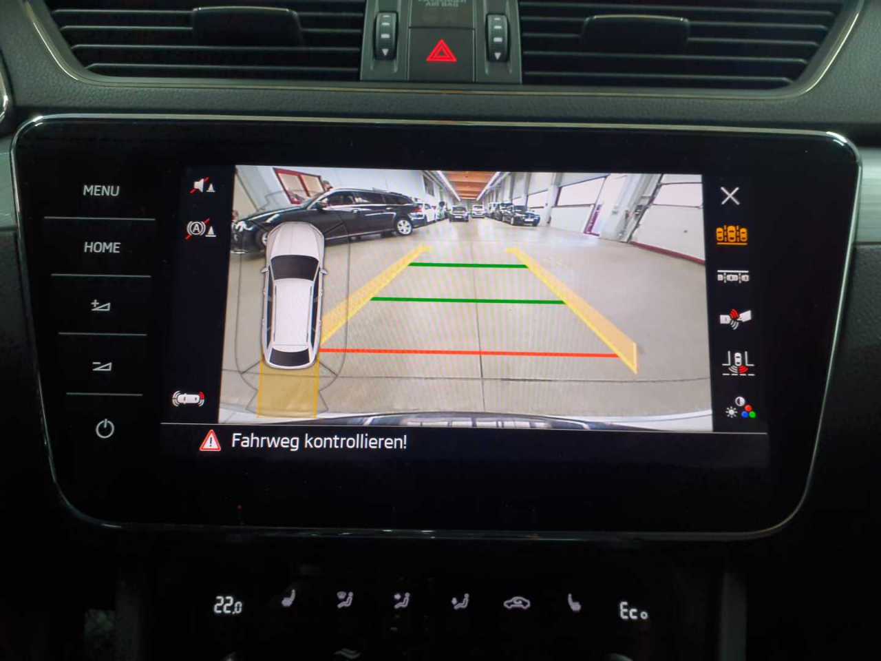 Skoda Superb Combi 1.4 TSI iV DSG Ambition 16