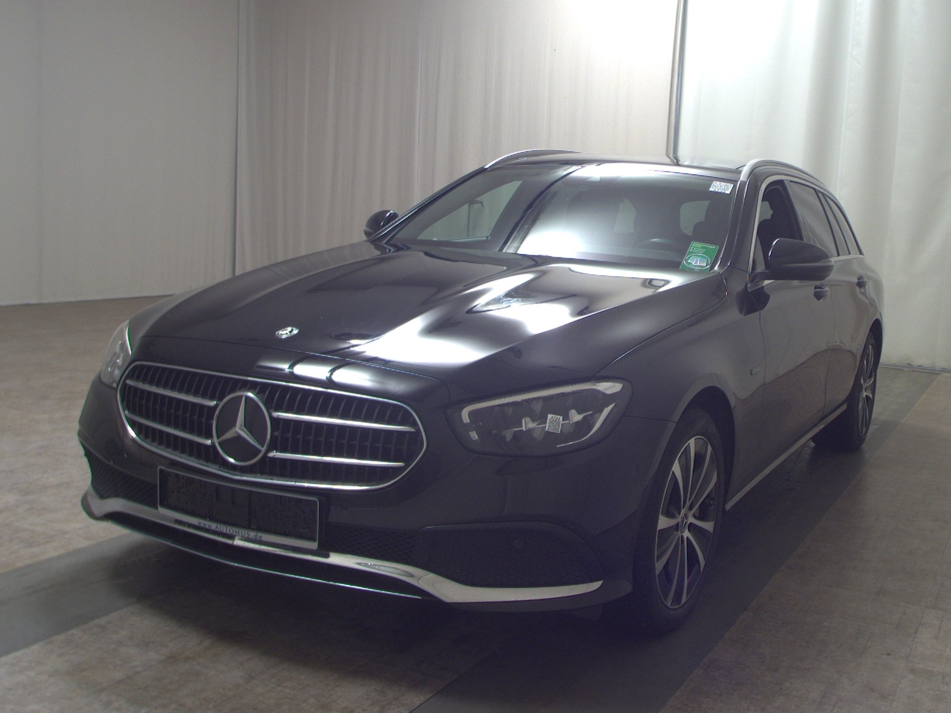 Mercedes-Benz E 300 T de Avantgarde Navi Widescreen Pano AHK 2