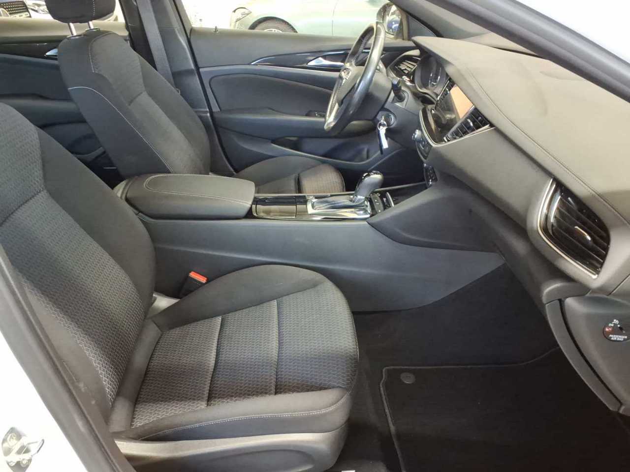 Opel Insignia Sports Tourer 1.5 Diesel Automatik Business 8