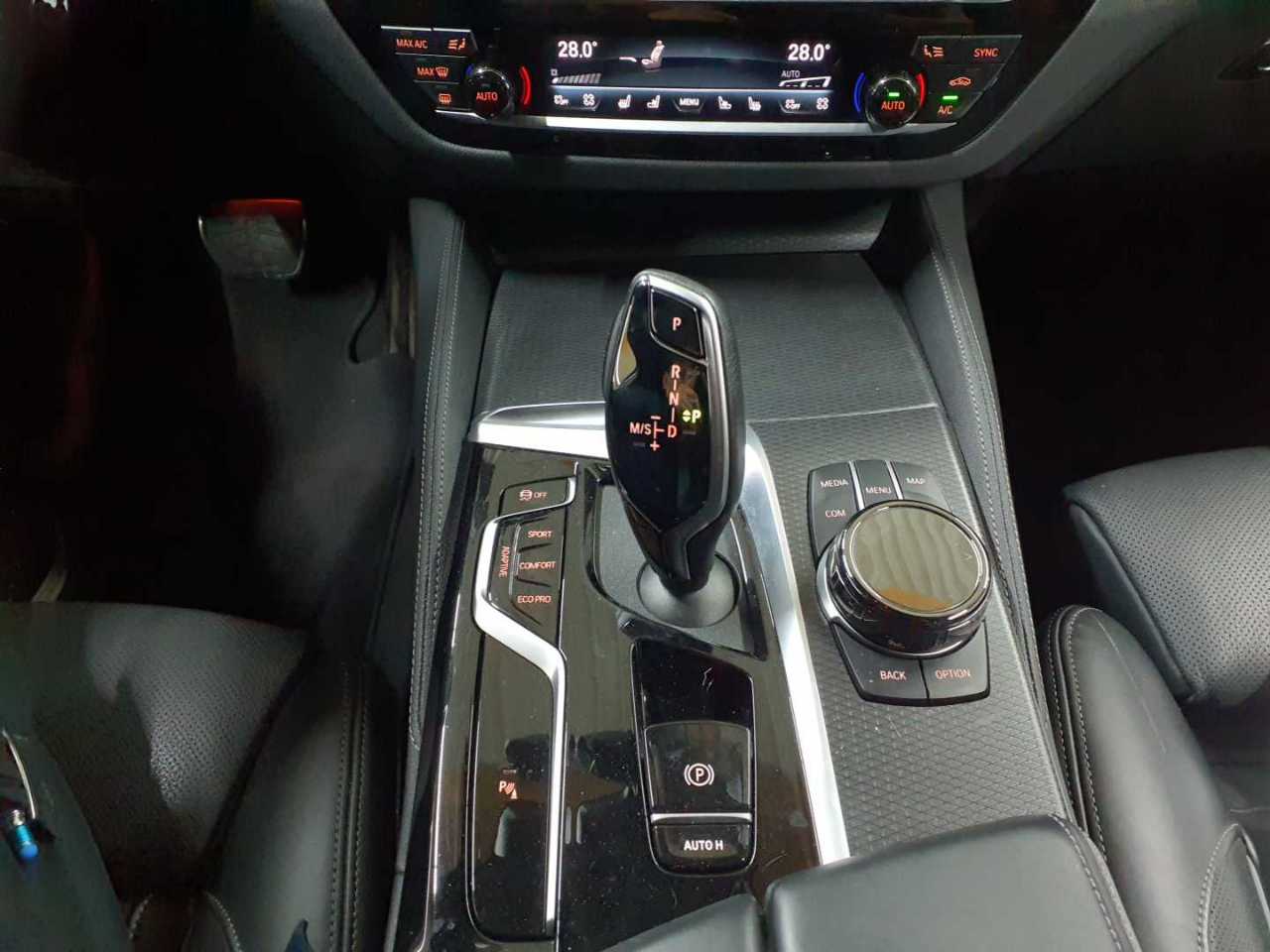BMW 540d xDrive Touring Aut. 10