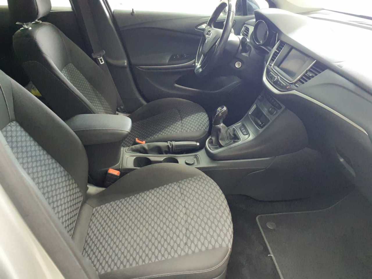 Opel Astra 1.5 D Start/Stop Sports Tourer Edition 8