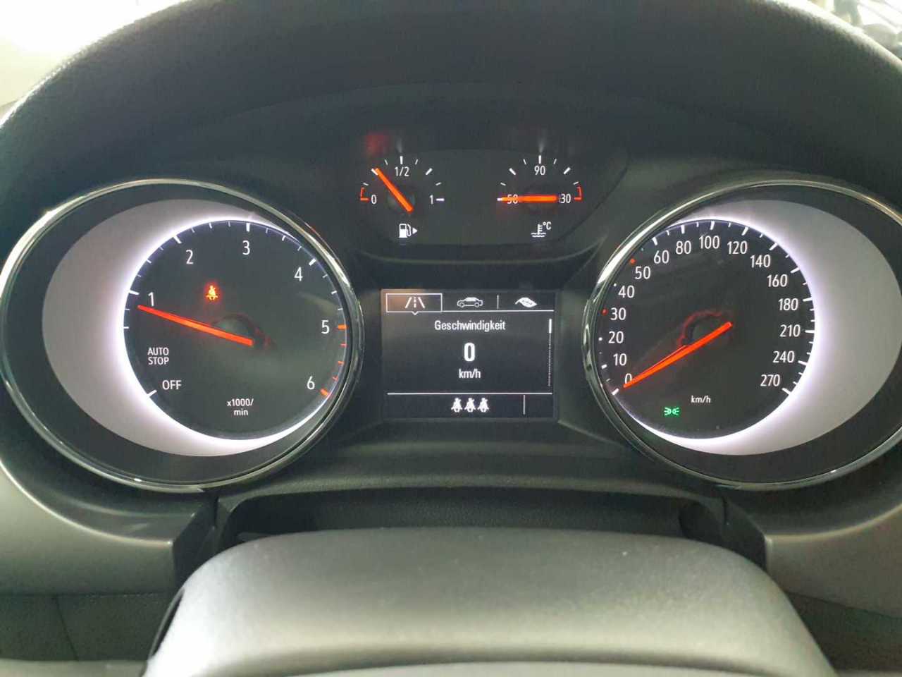 Opel Astra 1.5 D Start/Stop Sports Tourer Edition 11