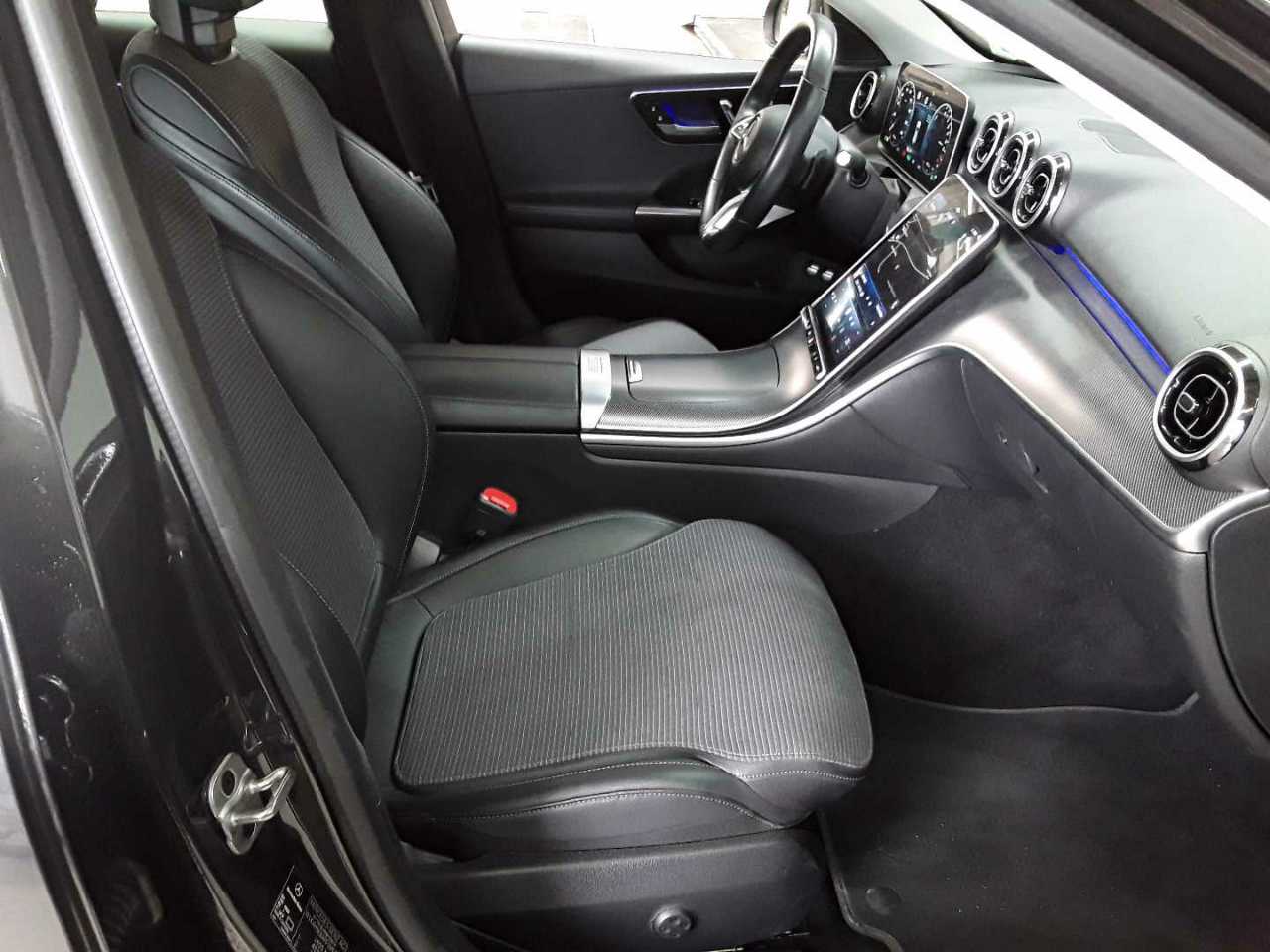 Mercedes-Benz C 300 e T 9G-TRONIC Avantgarde 8