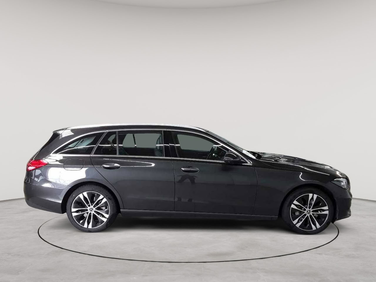 Mercedes-Benz C 300 e T 9G-TRONIC Avantgarde 3