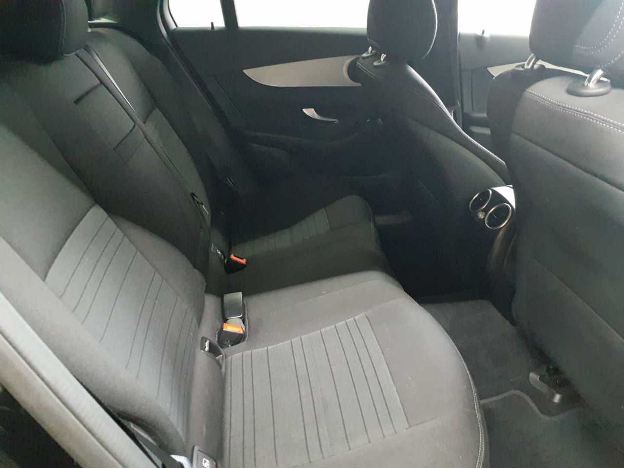 Mercedes-Benz GLC 300 de 4Matic 9G-TRONIC 14