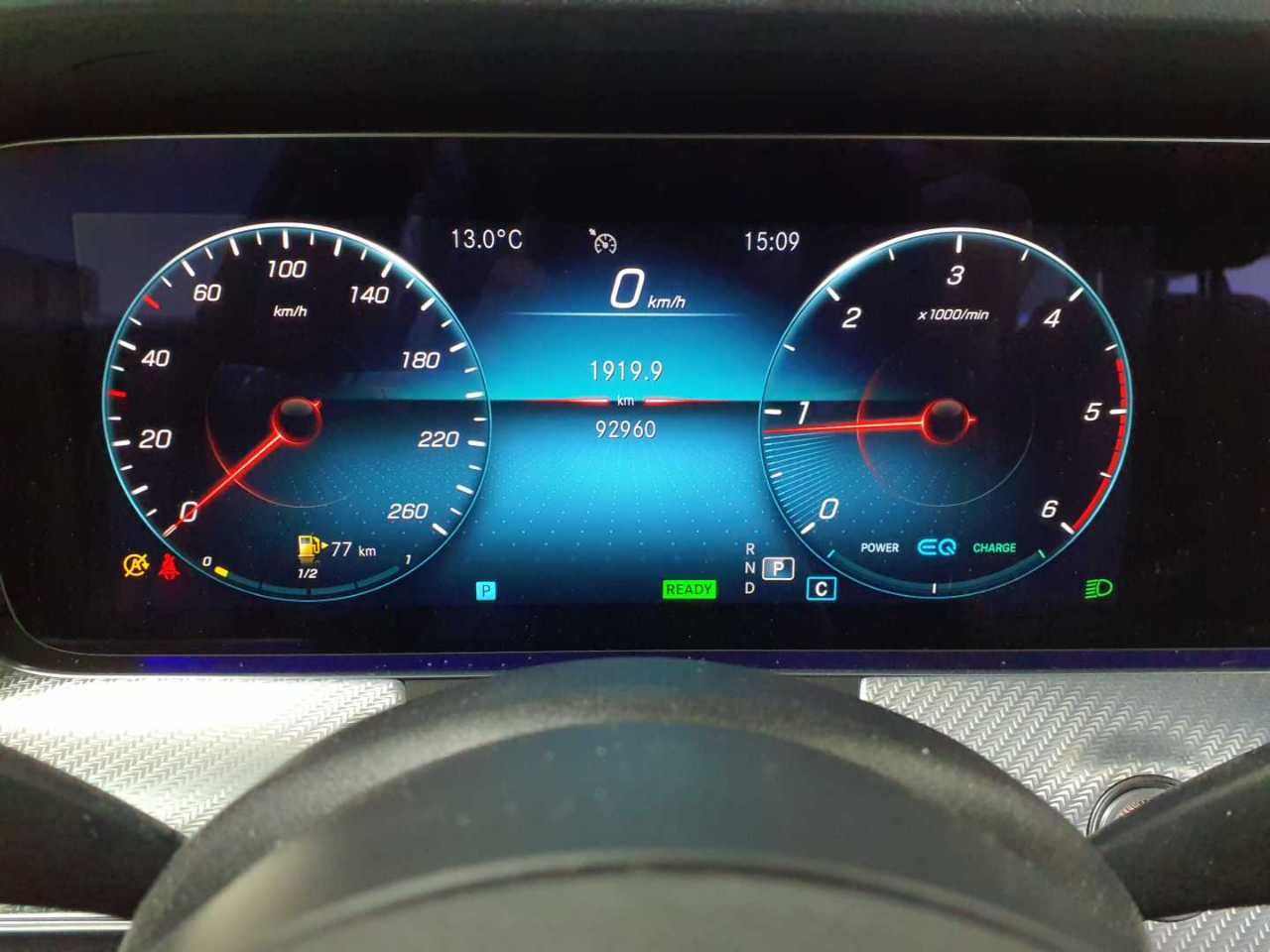 Mercedes-Benz E 220 d 4Matic T 9G-TRONIC Avantgarde 11
