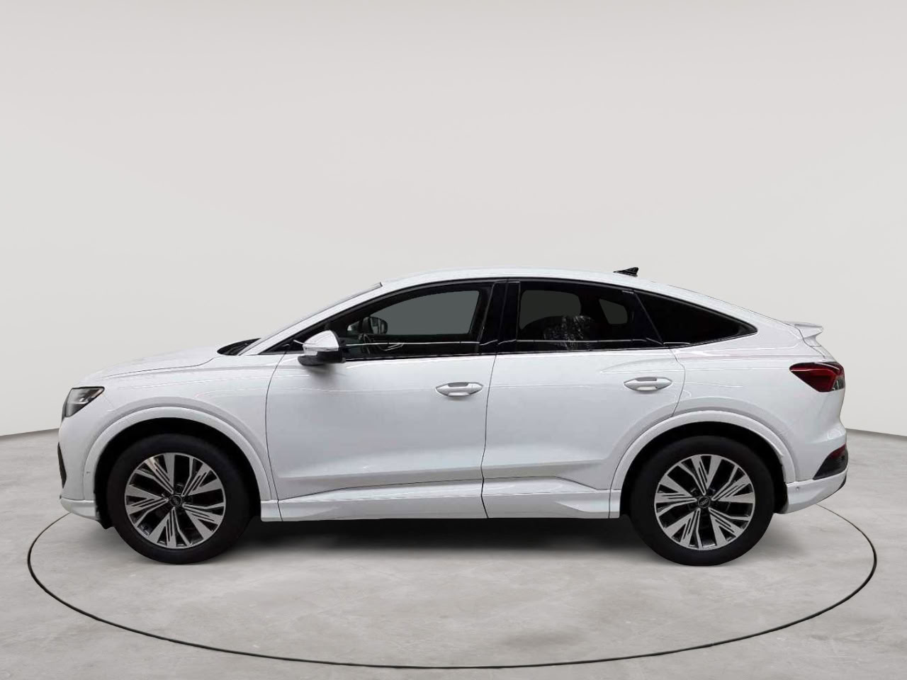 Audi Q4 e-tron 40 Sportback 6