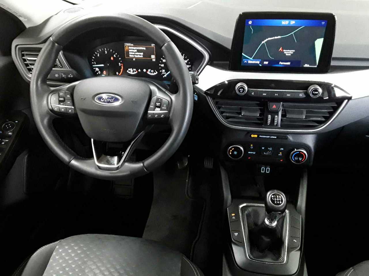 Ford Kuga 1.5 EcoBlue COOL&CONNECT 10