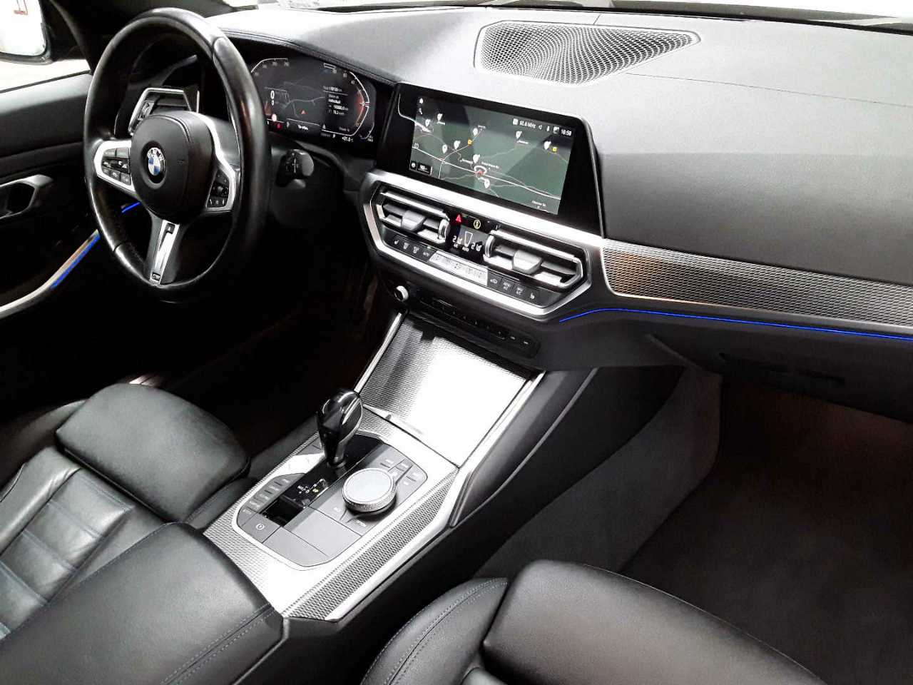 BMW 320d Touring xDrive Aut. M Sport 9