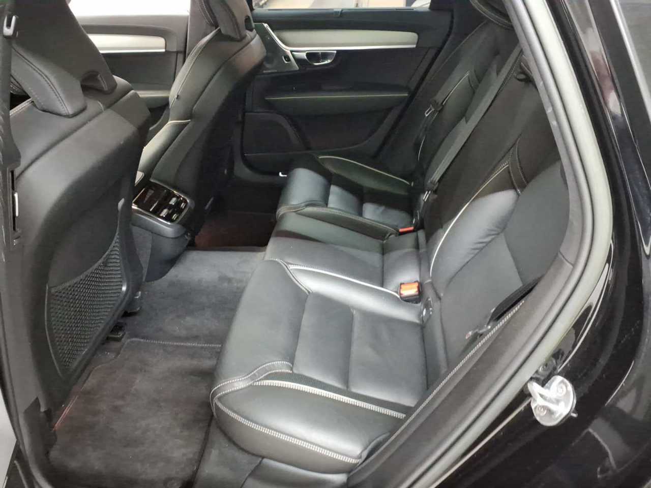 Volvo V90 B5 B Ultimate Dark 13