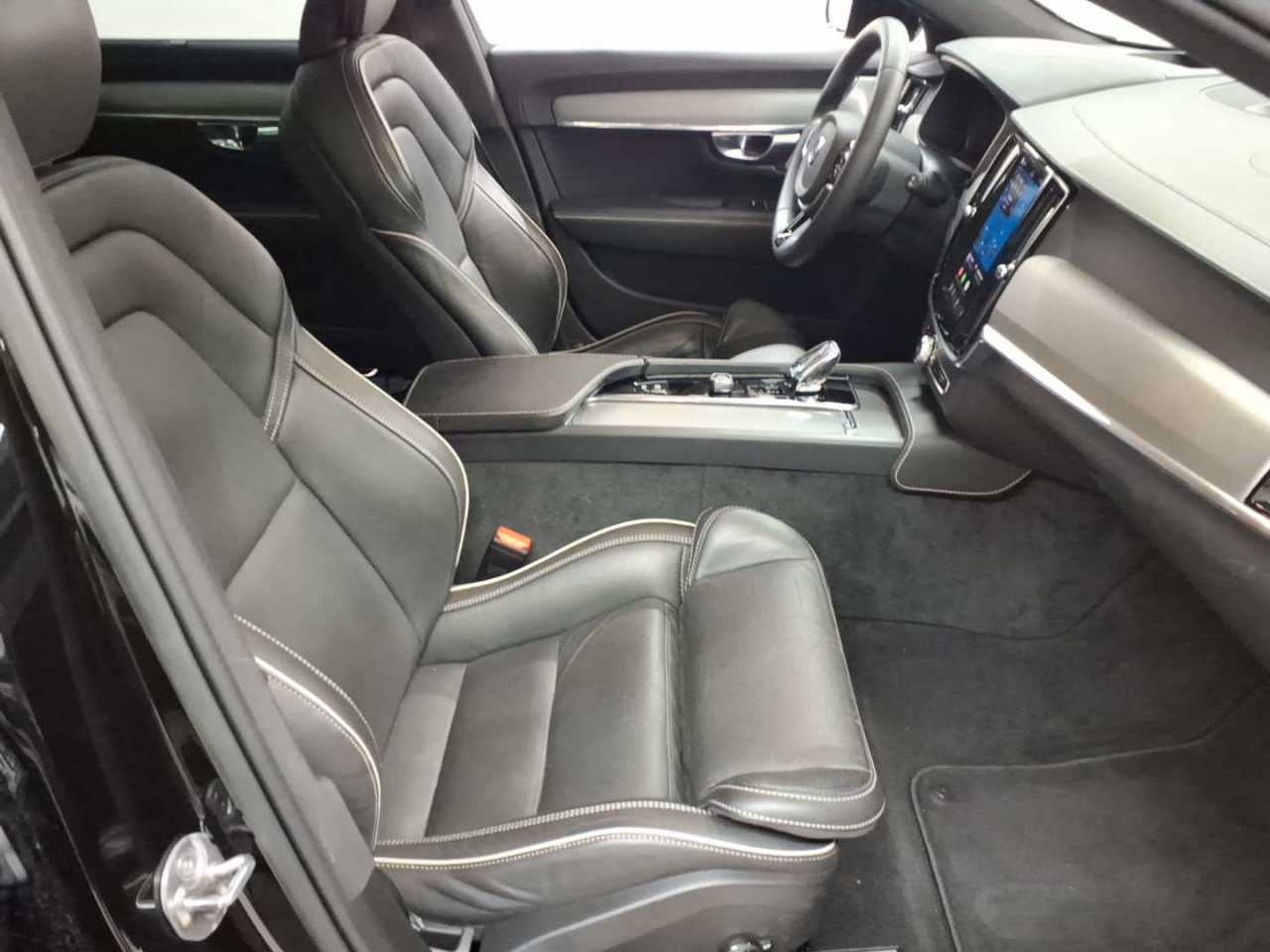 Volvo V90 B5 B Ultimate Dark 8