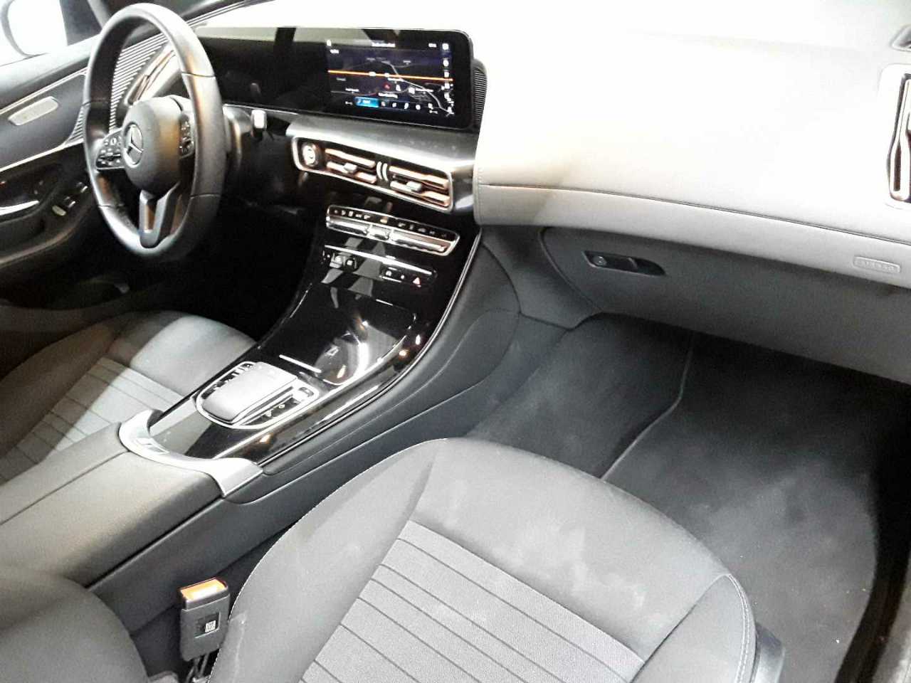 Mercedes-Benz EQC 400 4Matic 9