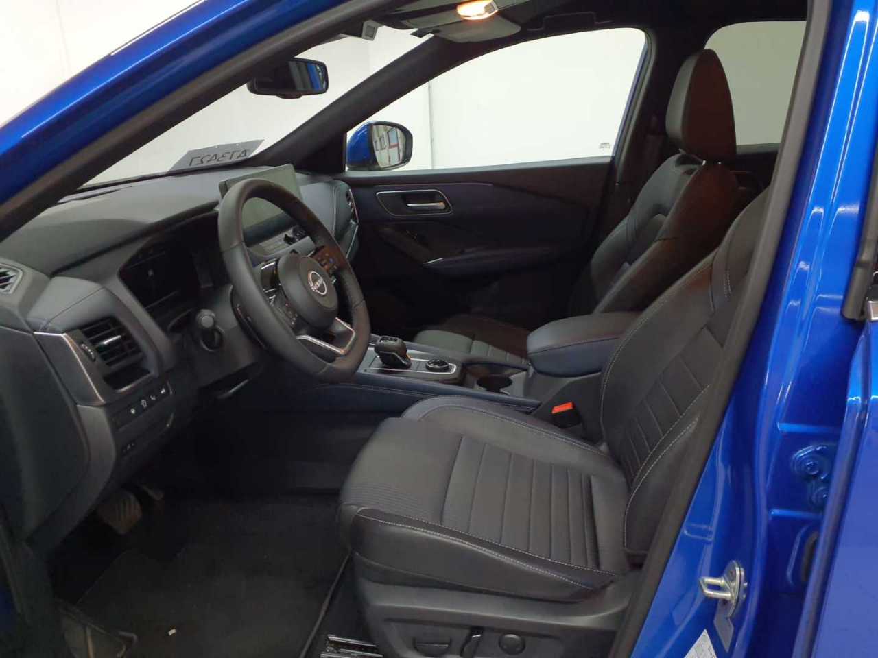 Nissan Qashqai 1.3 DIG-T 4x4 MHEV Xtronic Tekna 7