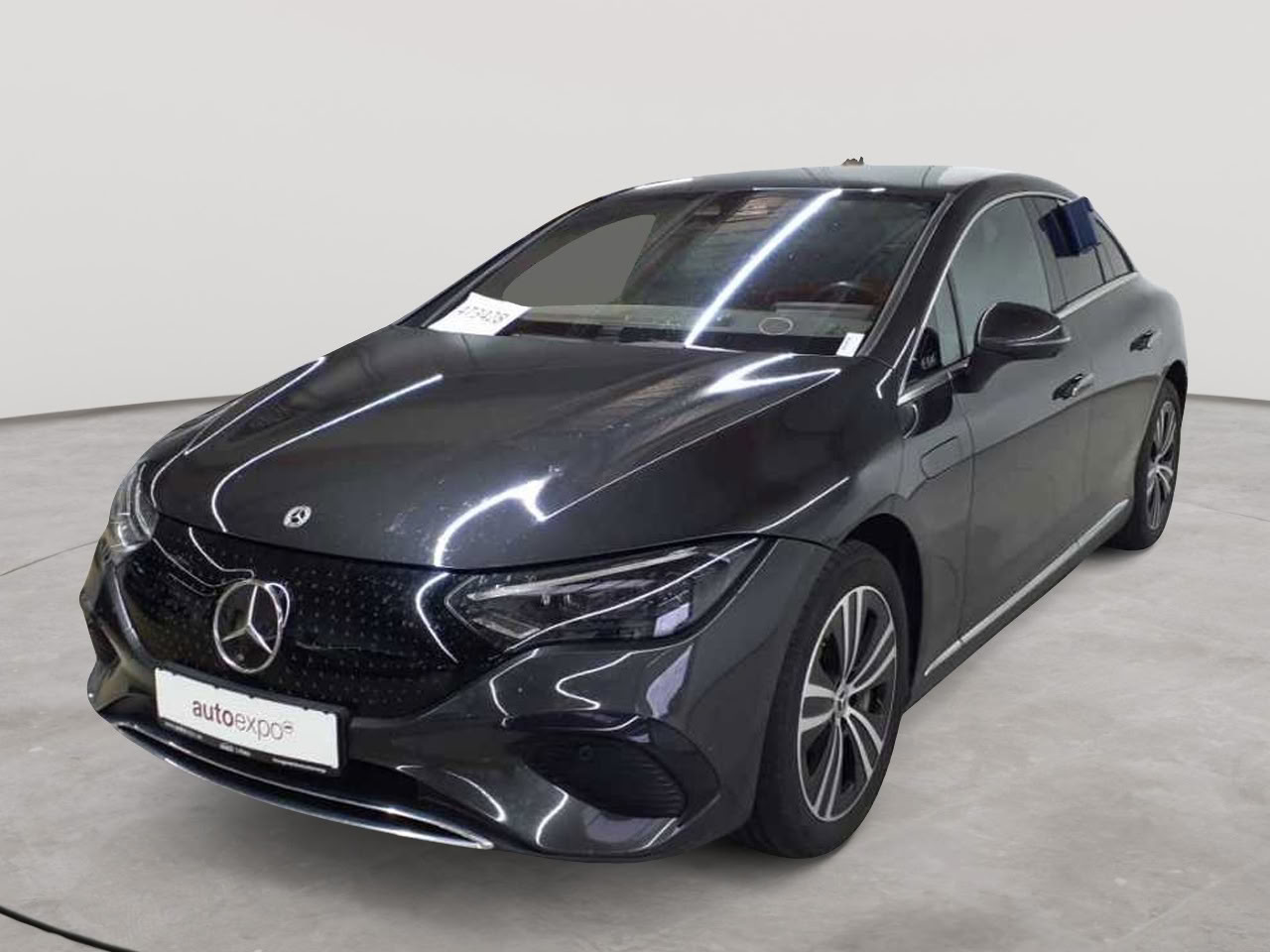 Mercedes-Benz EQE 350 Electric Art 2