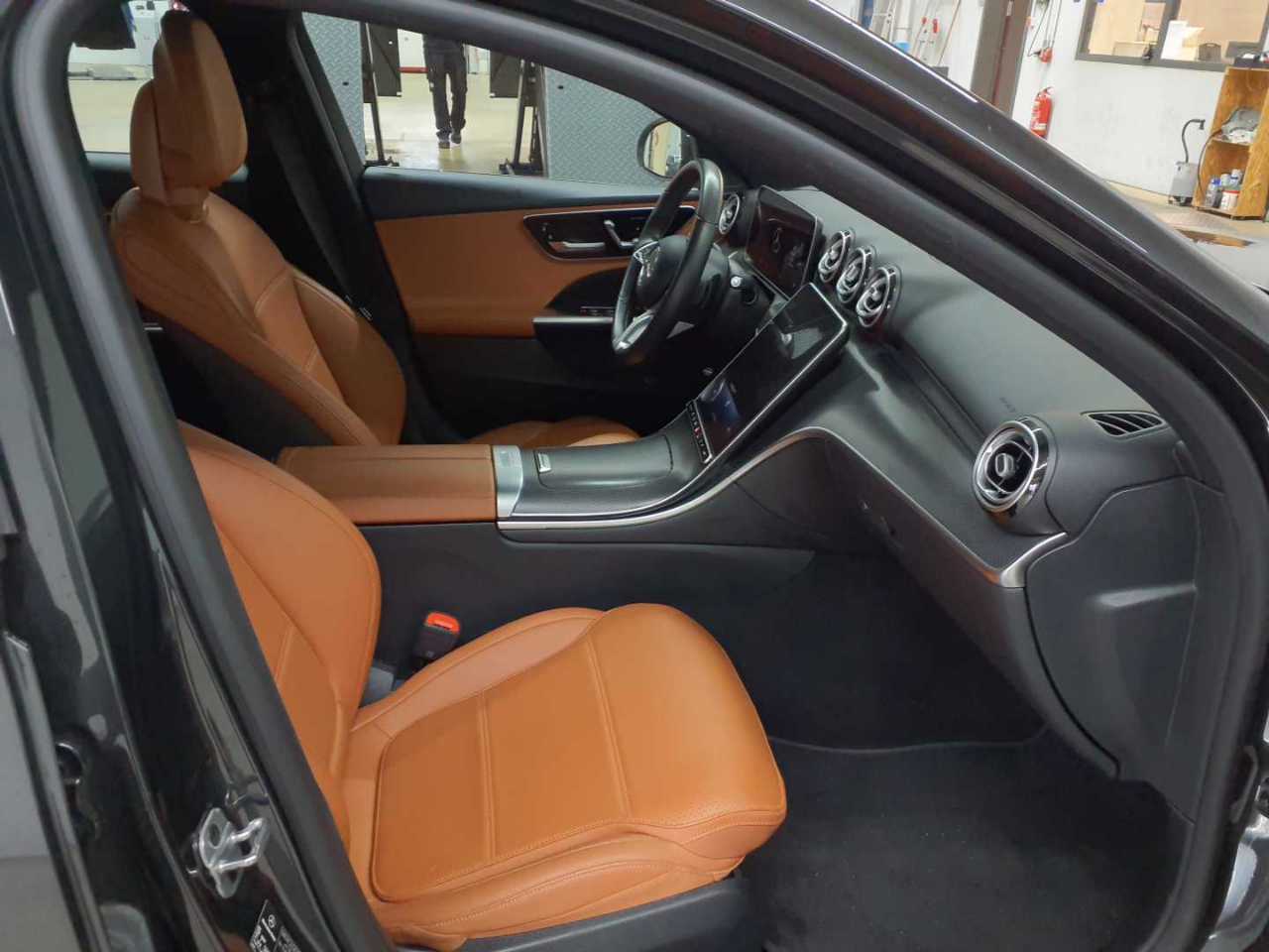 Mercedes-Benz C 220 d T 9G-TRONIC Avantgarde 8