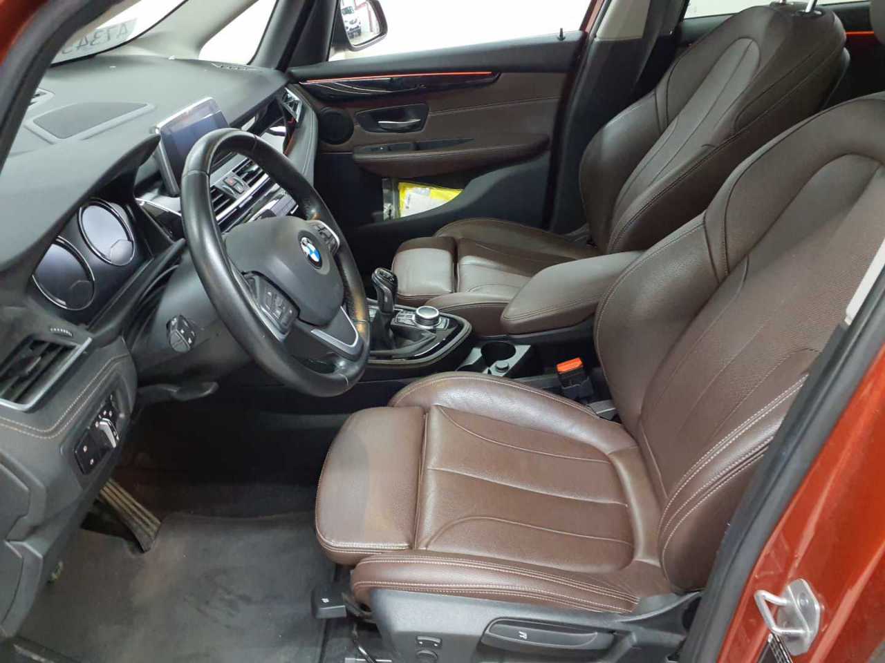 BMW 218i Gran Tourer Sport Line 8