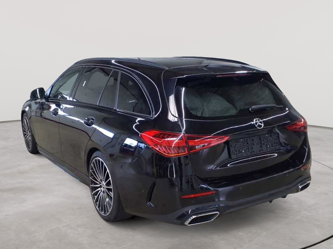 Mercedes-Benz C 220 d 4Matic T 9G-TRONIC AMG Line 5