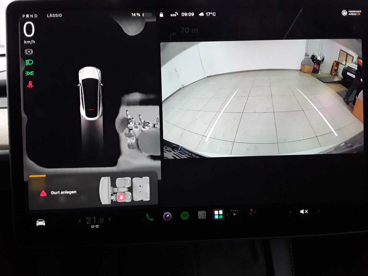 Tesla Model Y Long Range Dual Motor AWD 16