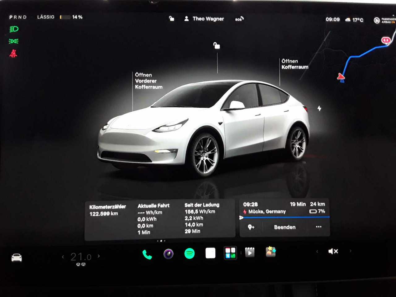 Tesla Model Y Long Range Dual Motor AWD 11