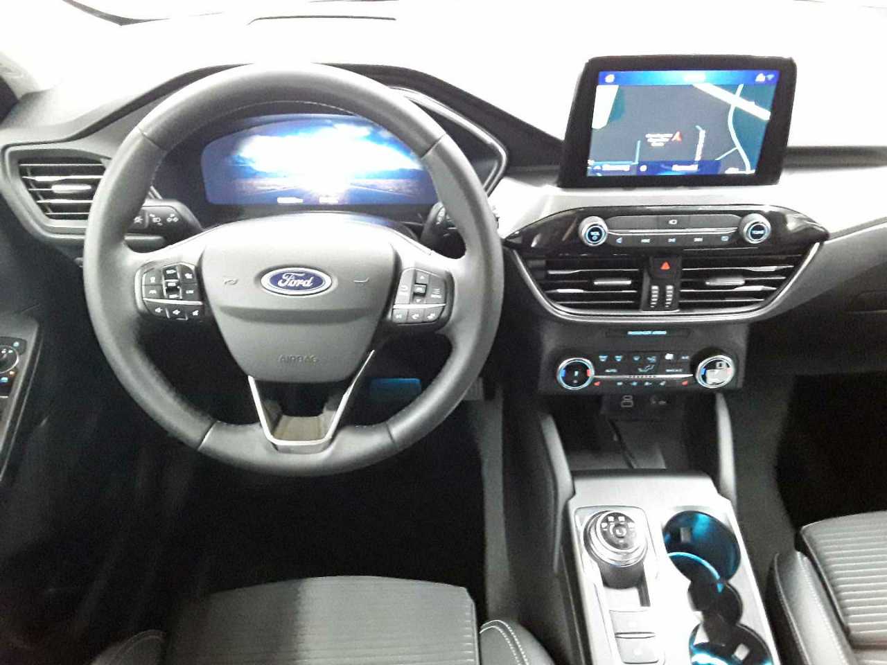 Ford Kuga 2.0 EcoBlue Aut. TITANIUM X 10