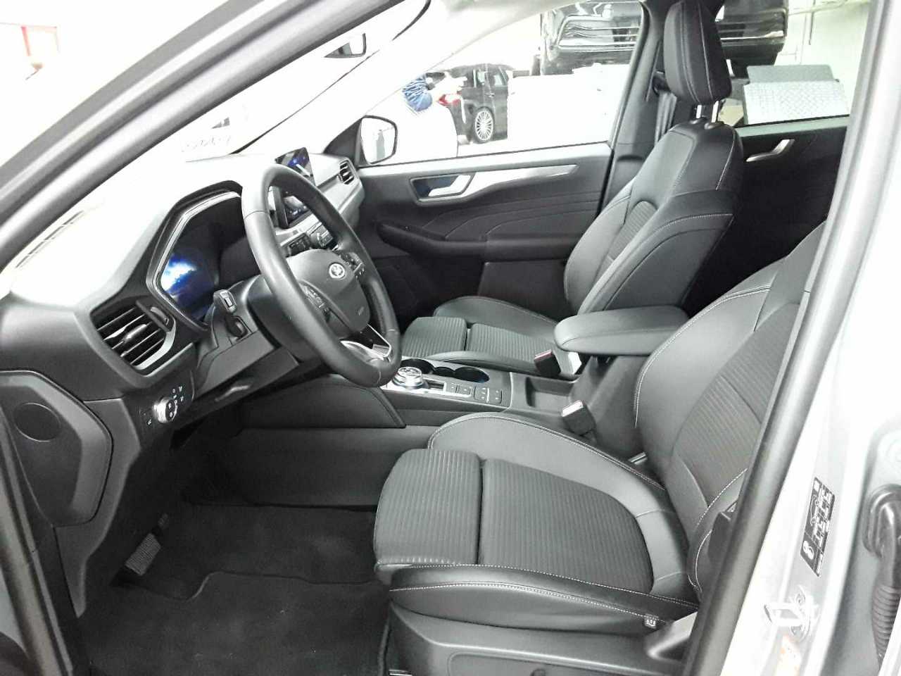 Ford Kuga 2.0 EcoBlue Aut. TITANIUM X 7