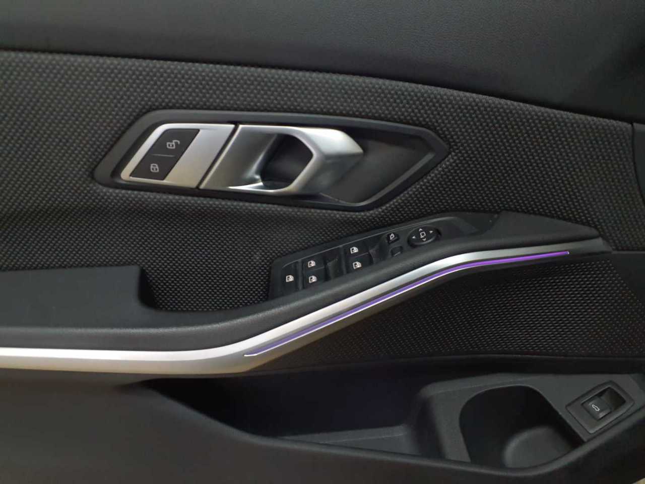 Bmw 318d Touring Advantage 19