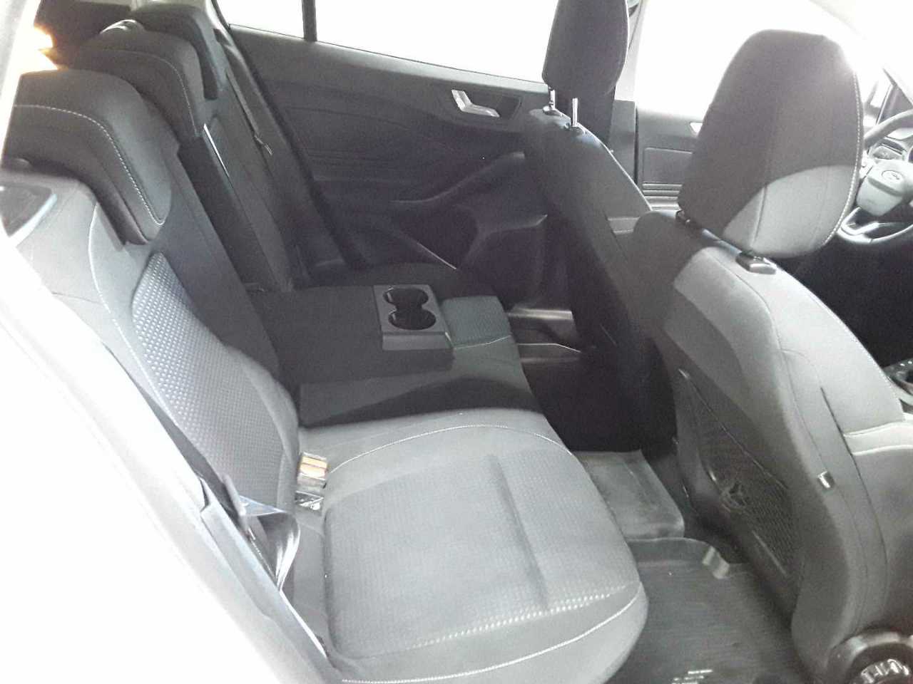 Ford Focus Turnier 1.0 EcoBoost Start-Stopp-System COOL&CONNECT 14