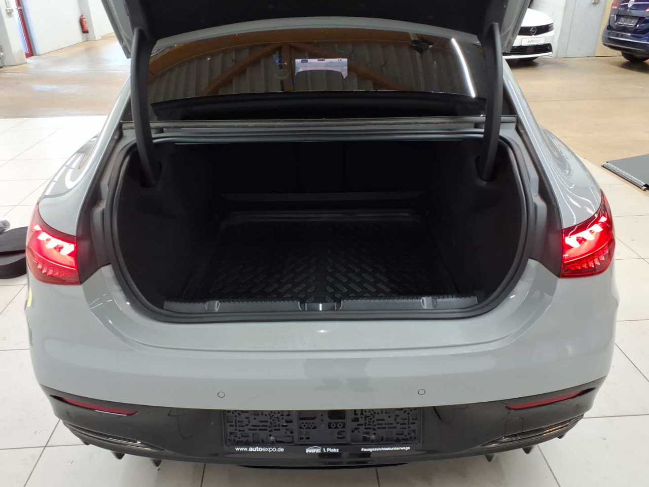 Mercedes-Benz EQE 500 4Matic AMG Line 15