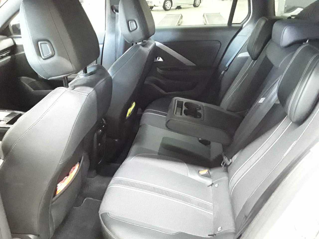 Opel Astra Sports Tourer 1.5 D Automatik GS Line 13